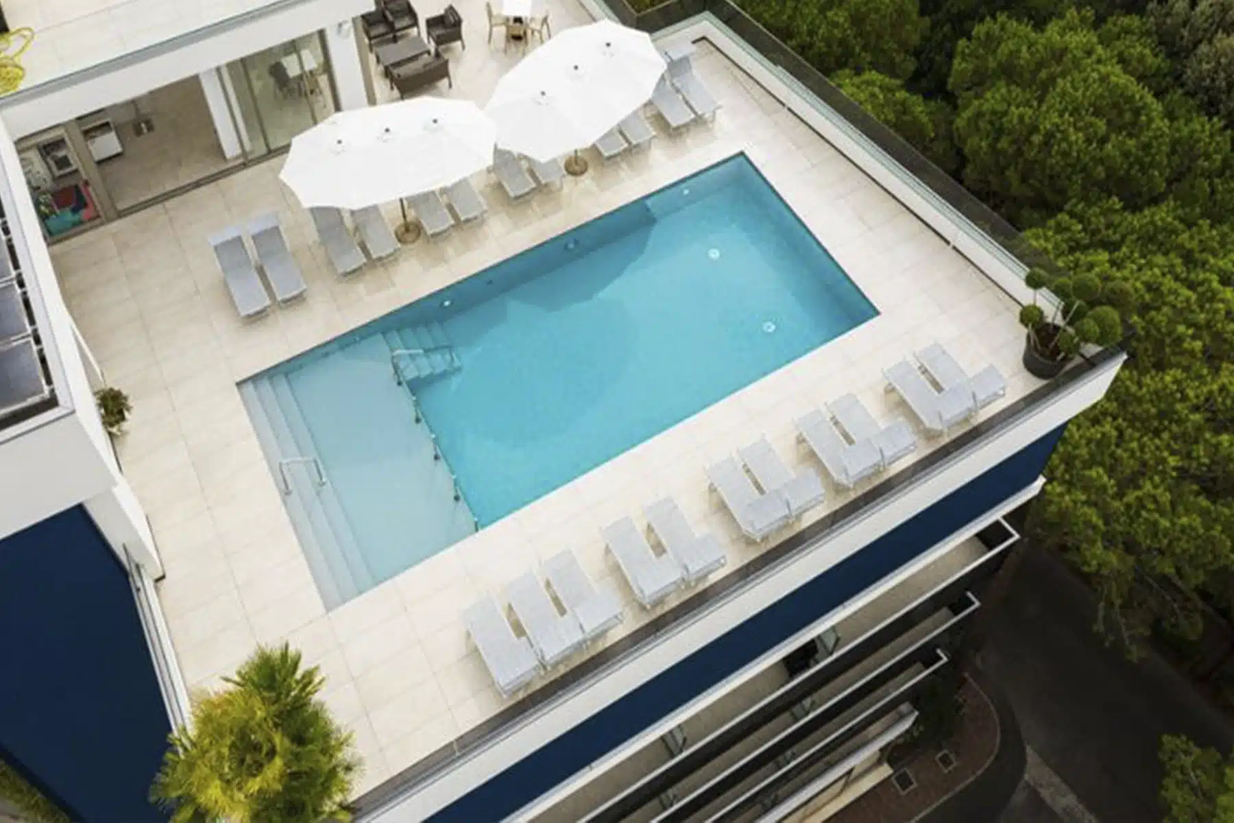 Realizzazione piscine publiche e private - Cemi Network